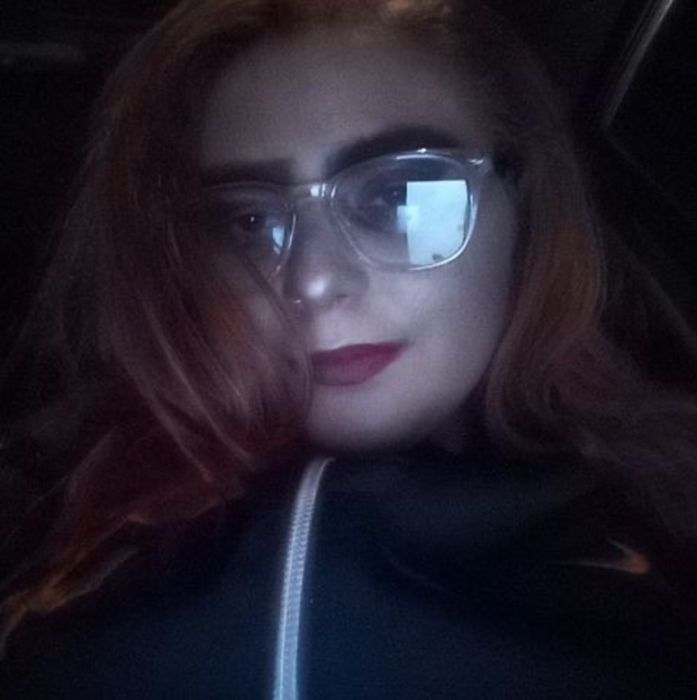 Meet your Posher, Julyssa